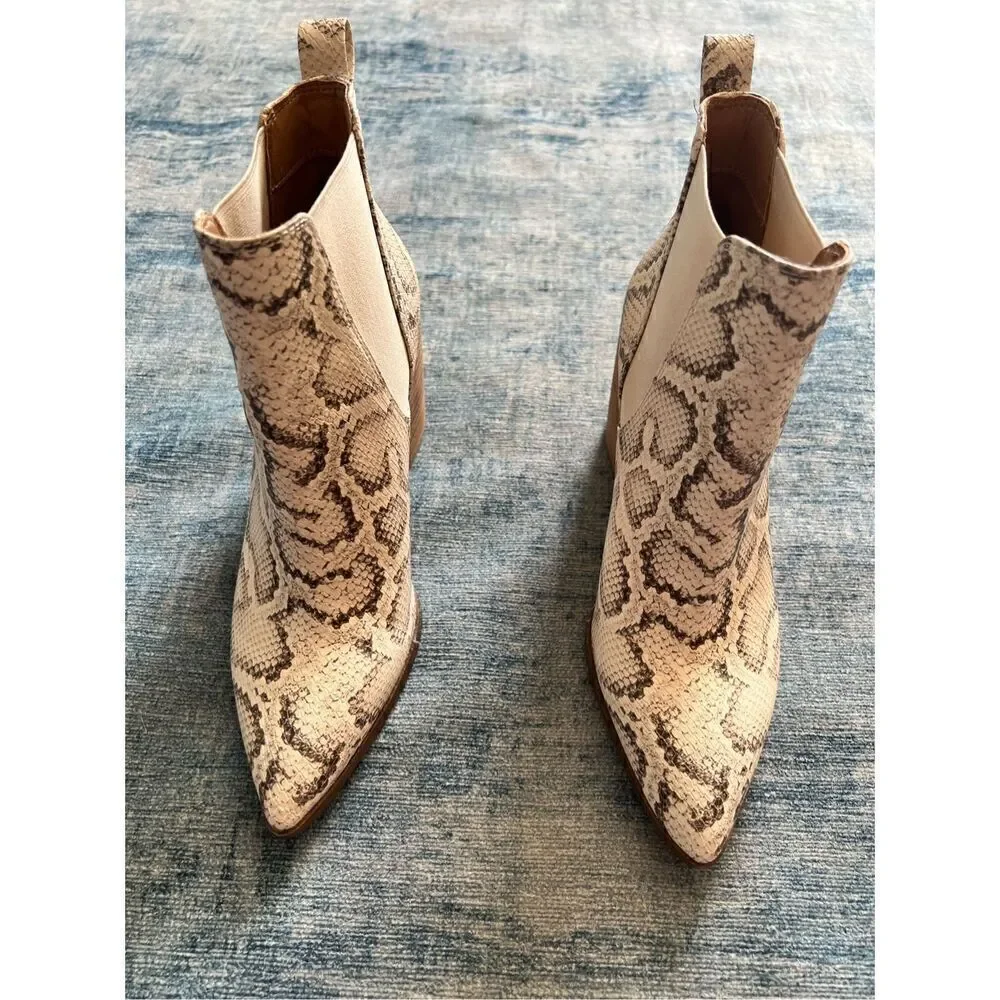 Steve Madden Cream Brown Snake Print Knoxi Pointed Toe Booties Size 8.5